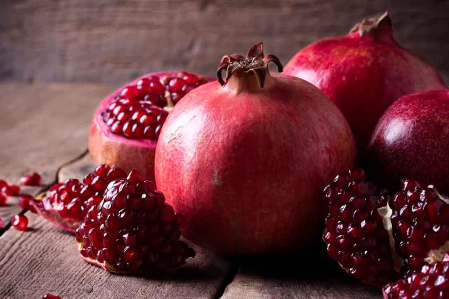 Romã Mais do que uma Fruta