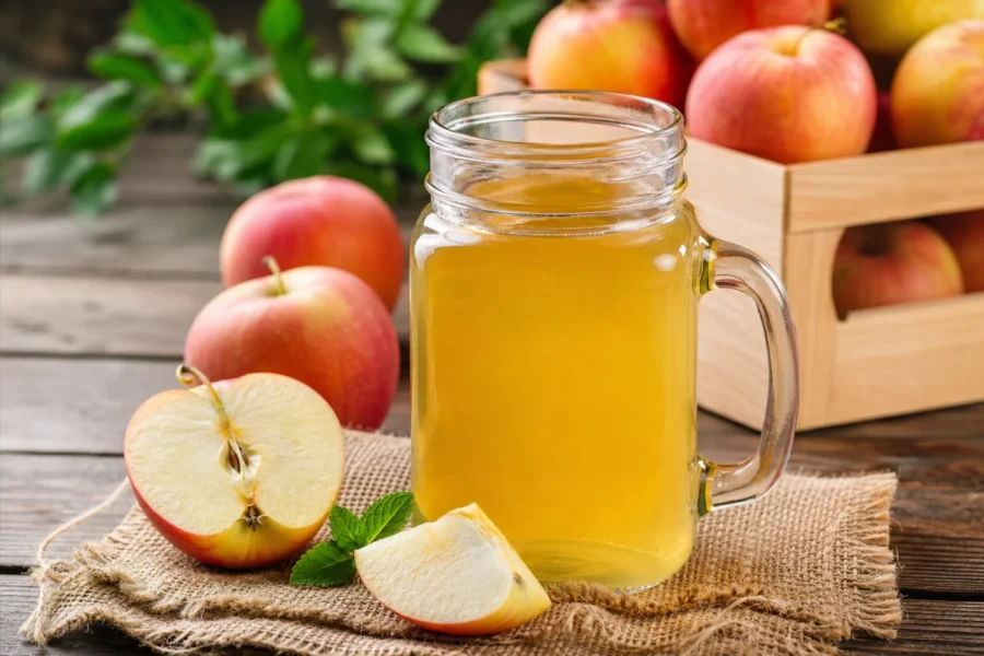 Suco de Maçã Natural e Benefícios para Fazer em Casa